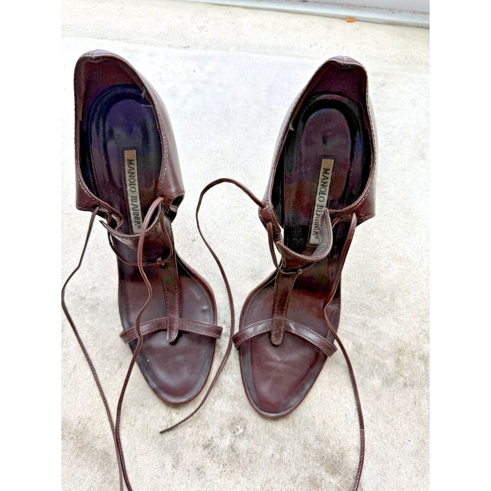 Manolo Blahnik Vintage Y2K Brown Leather Wraparound Lace-Up Heels